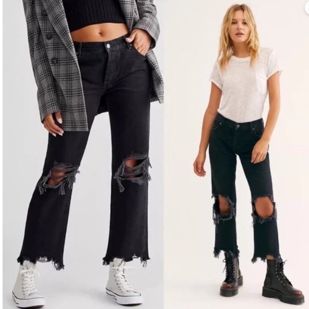 We‎ The Free Free People Maggie Distressed Straight Size 30 Featherweight denim